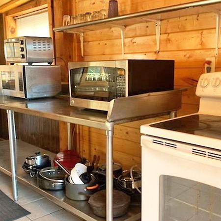 Marianna Inn Пангитч Экстерьер фото